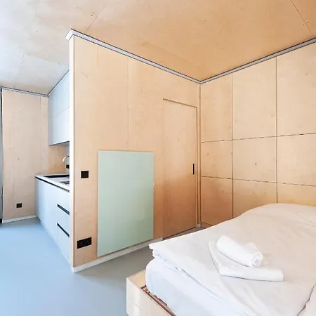 Kemping & - Base Camp Medvedin Špindlerŭv Mlýn