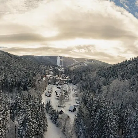 Chalets&apartments - Base Camp Medvědín *