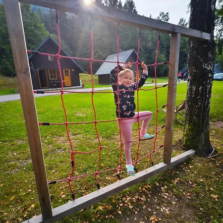 Kemping & - Base Camp Medvedin Špindlerŭv Mlýn