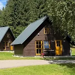 مكان تخييم & - Base Camp Medvedin *