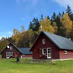مكان تخييم & - Base Camp Medvedin *