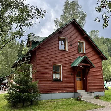 Campsite & - Base Camp Medvedin *