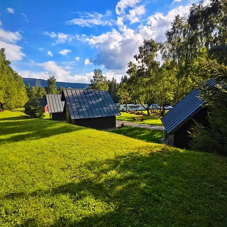 & - Base Camp Medvedin