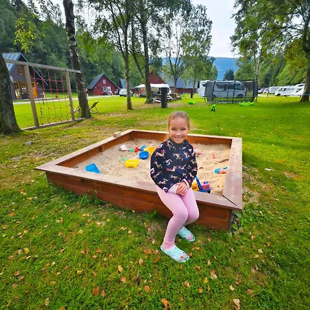 Campingplatz & - Base Camp Medvedin